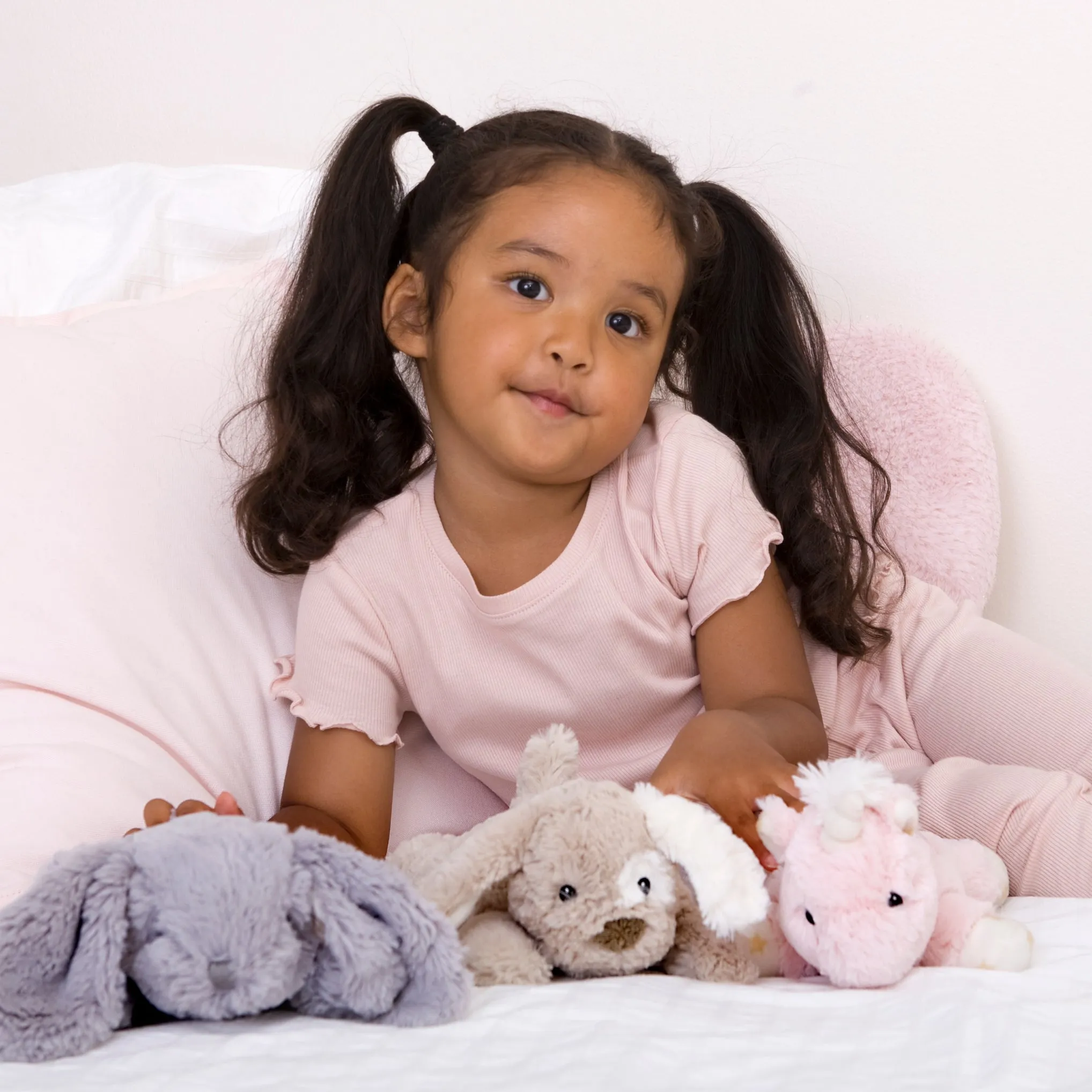 Dream Buddies - Ella Unicorn  Projecting Night Light