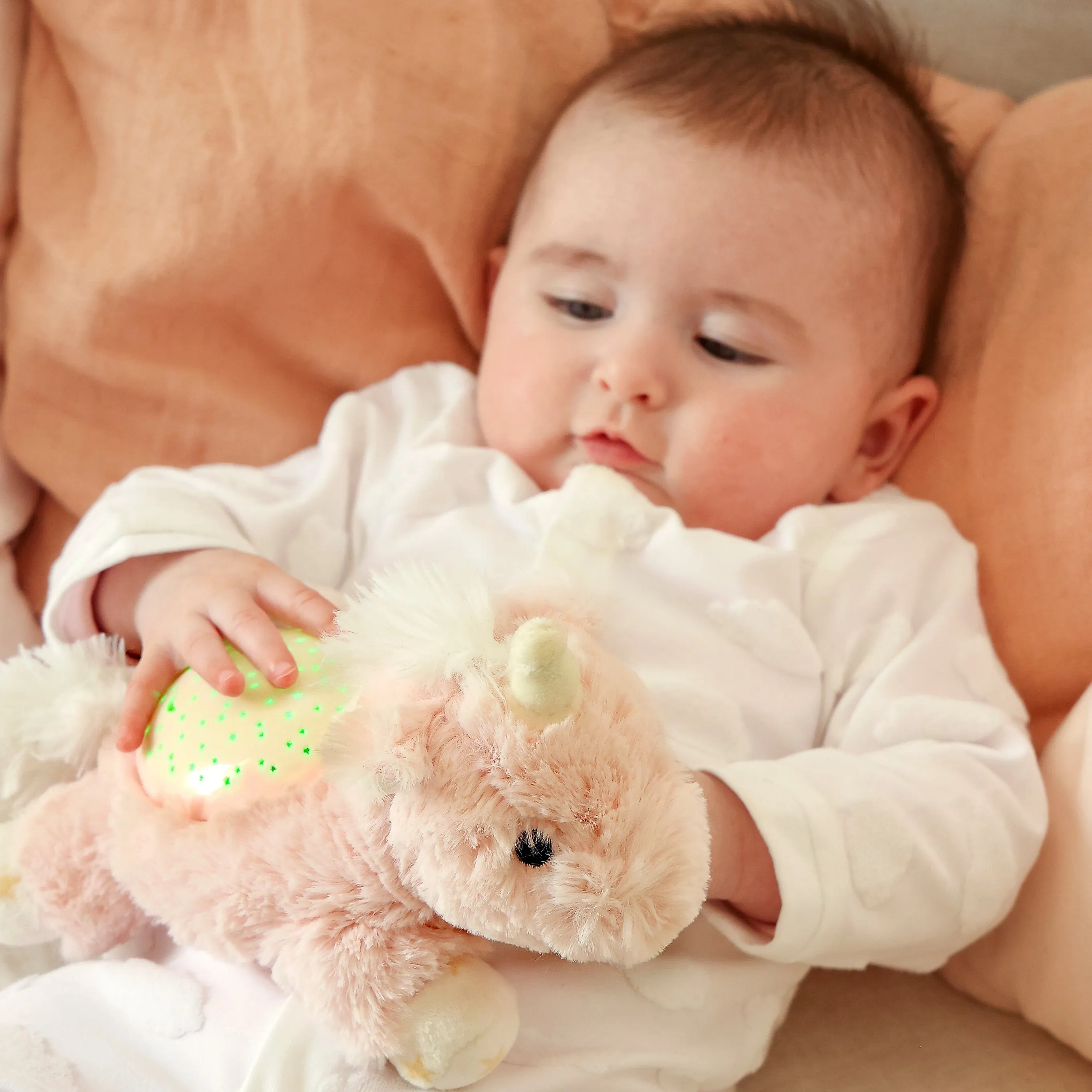 Dream Buddies - Ella Unicorn  Projecting Night Light