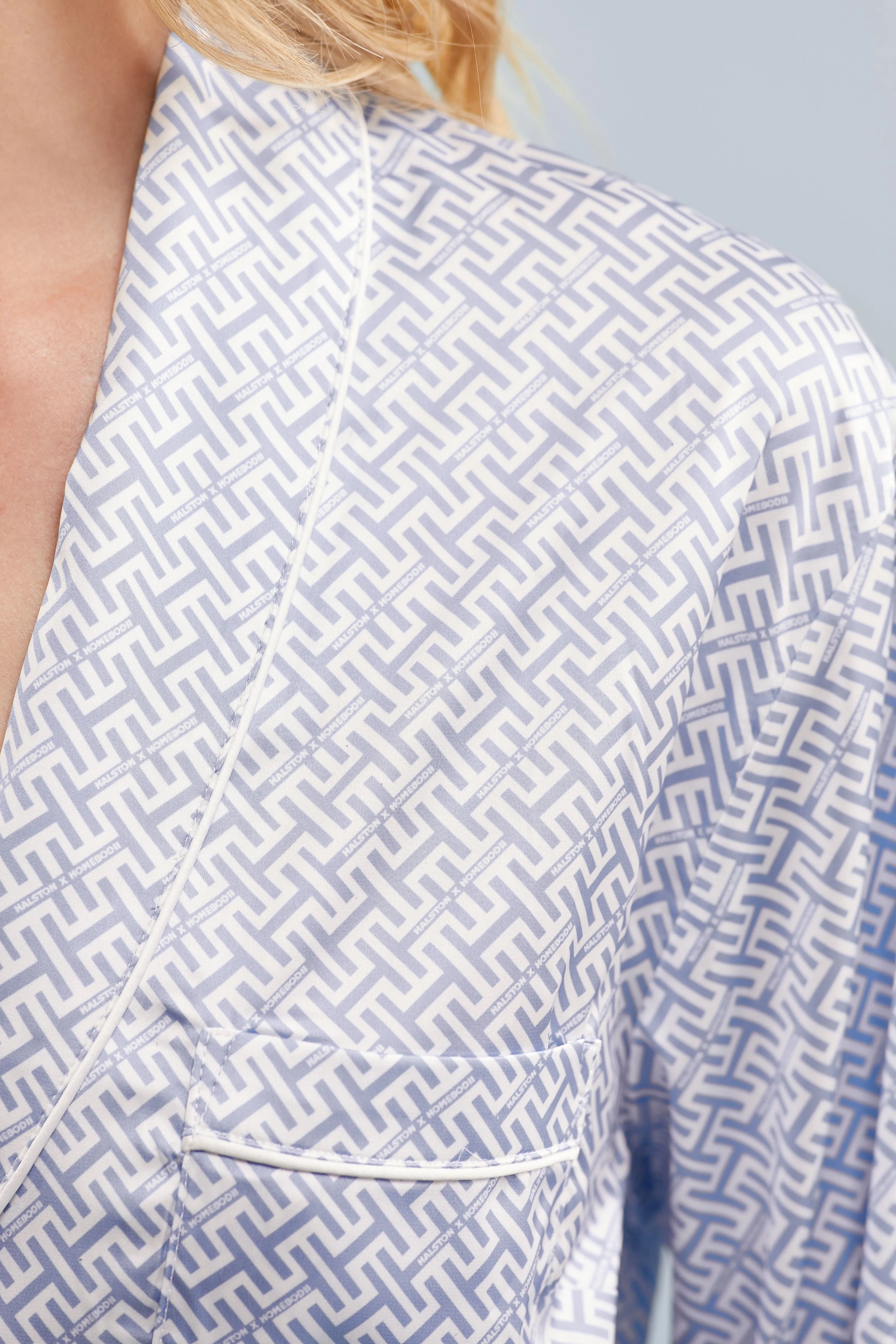 Halston x Homebodii Cleveland Lounge Pyjama Set - Eggshell Blue HH Print