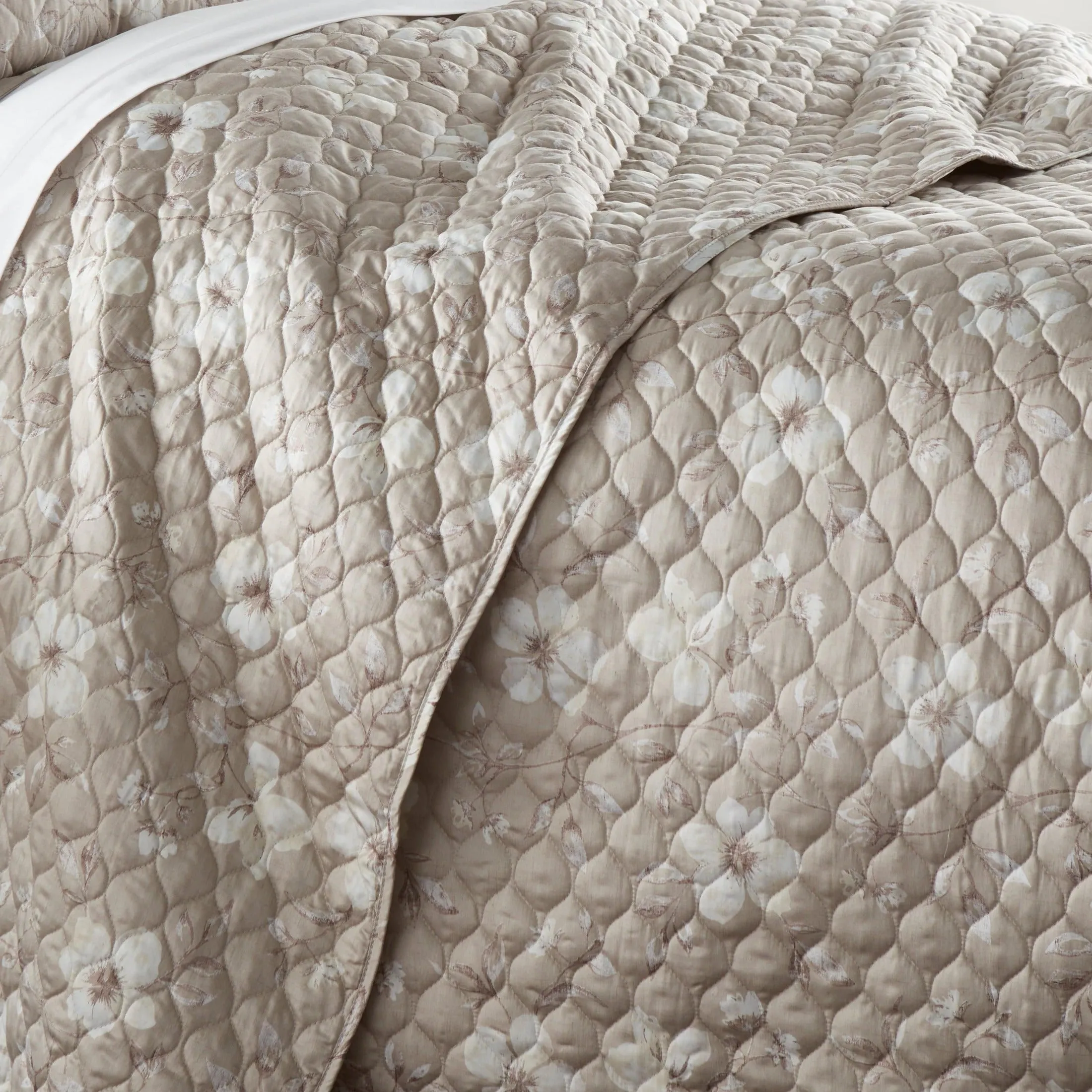 Mystic Garden Quilt Set
