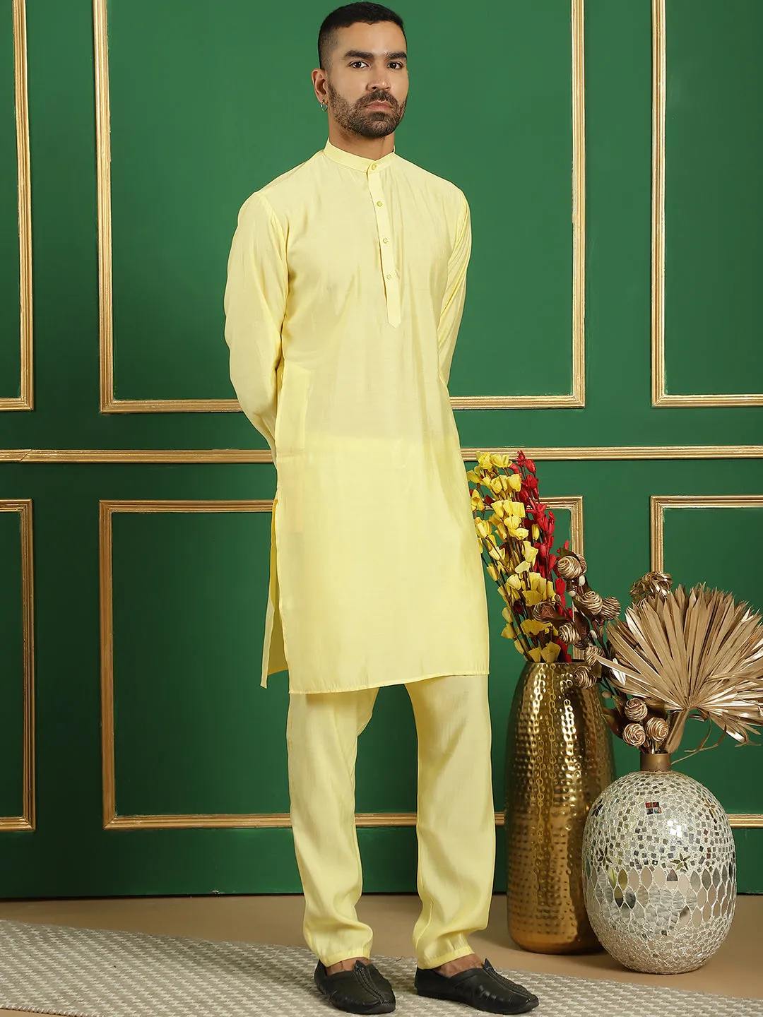 Solid Silk Blend Kurta With Churidar