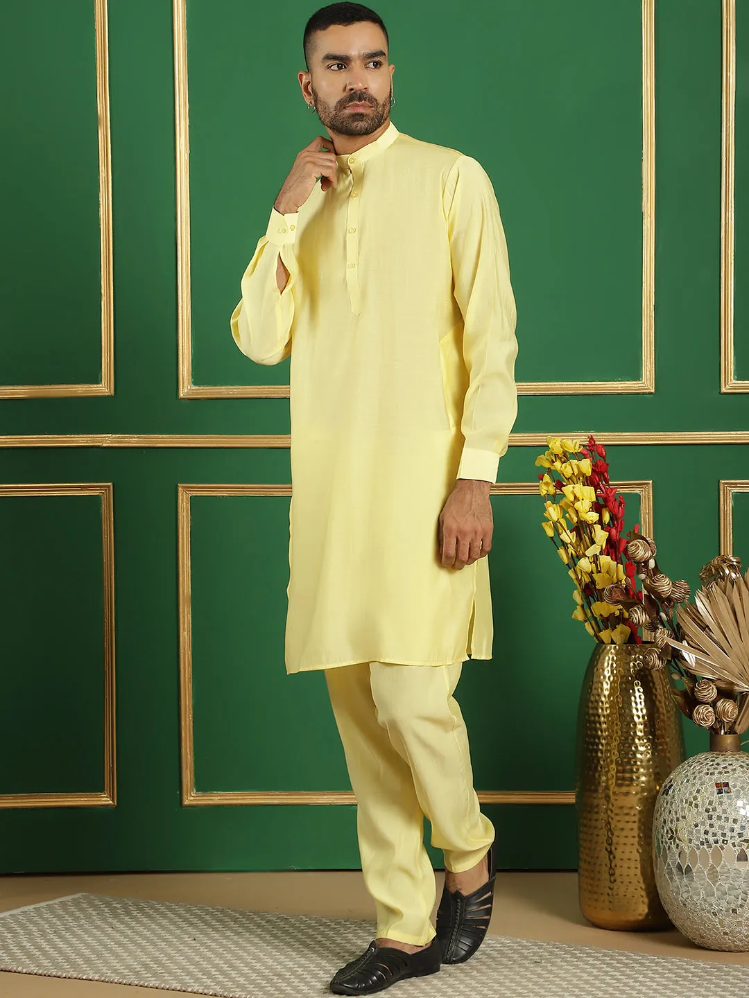 Solid Silk Blend Kurta With Churidar