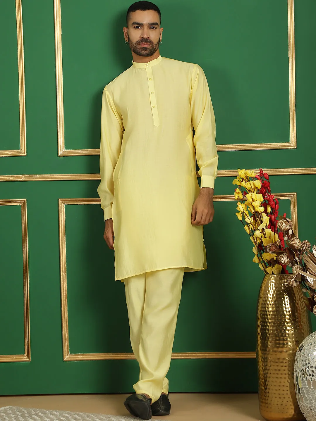 Solid Silk Blend Kurta With Churidar