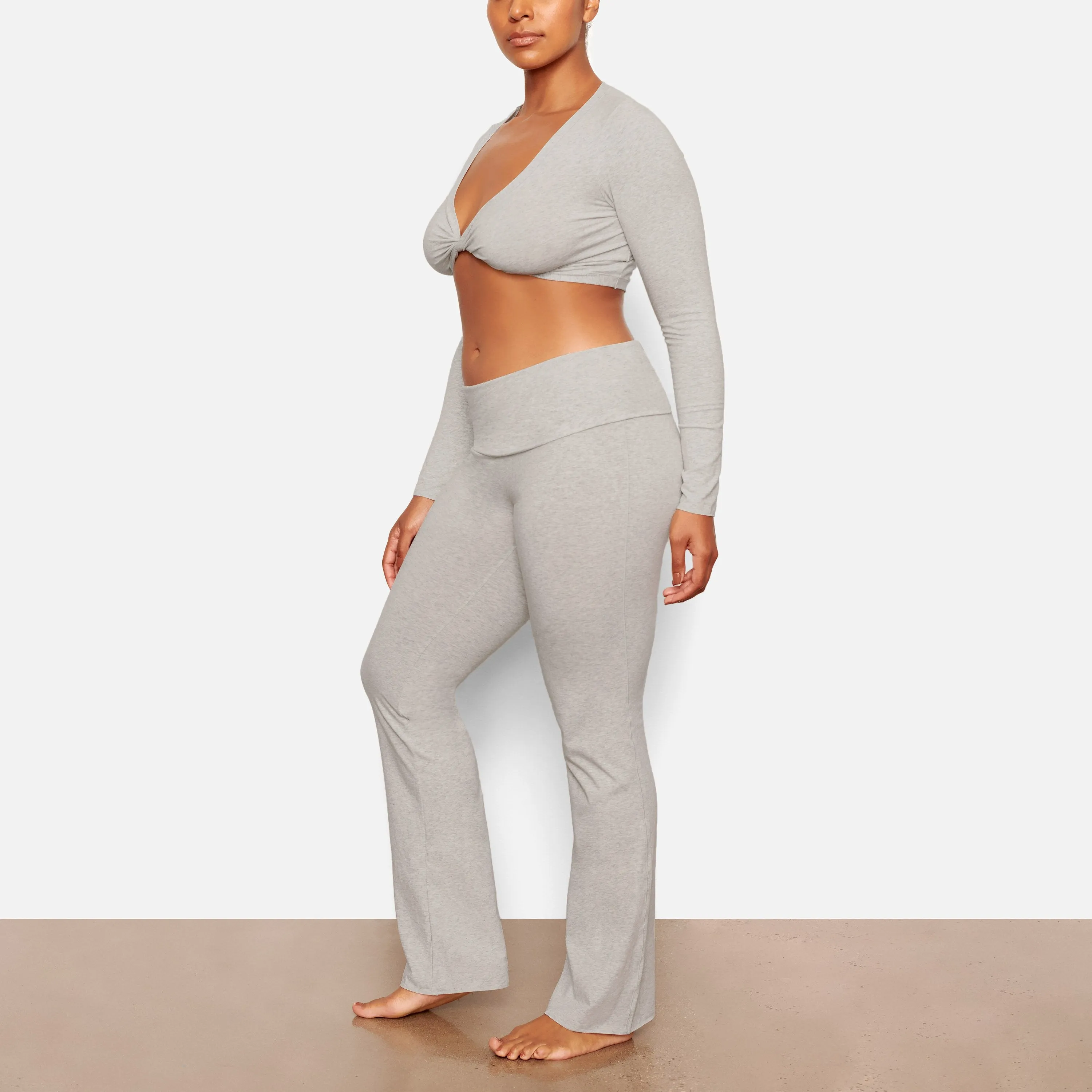 TWIST LONG SLEEVE TOP | LIGHT HEATHER GREY