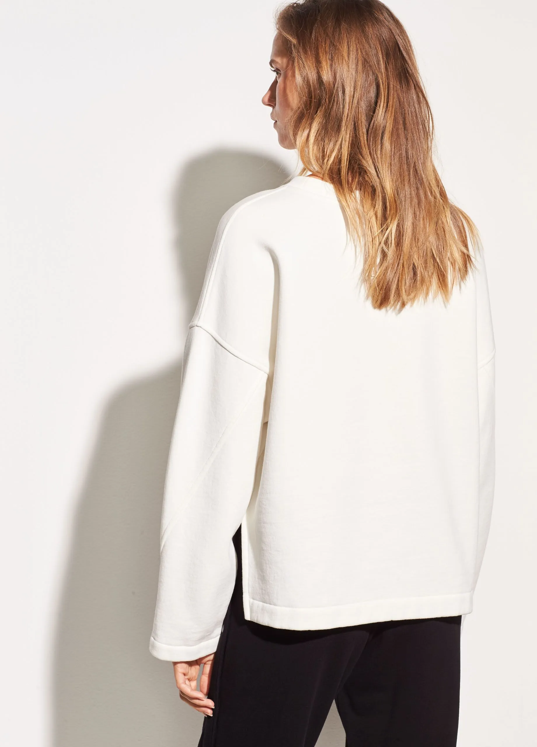 Vince - Pullover Cotton Sweatshirt in Vanilla